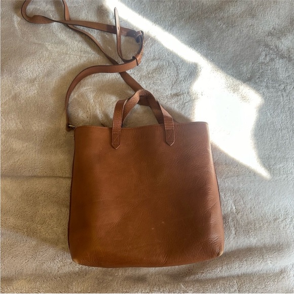 Madewell Crossbody Leather Bag - Picture 2 of 15